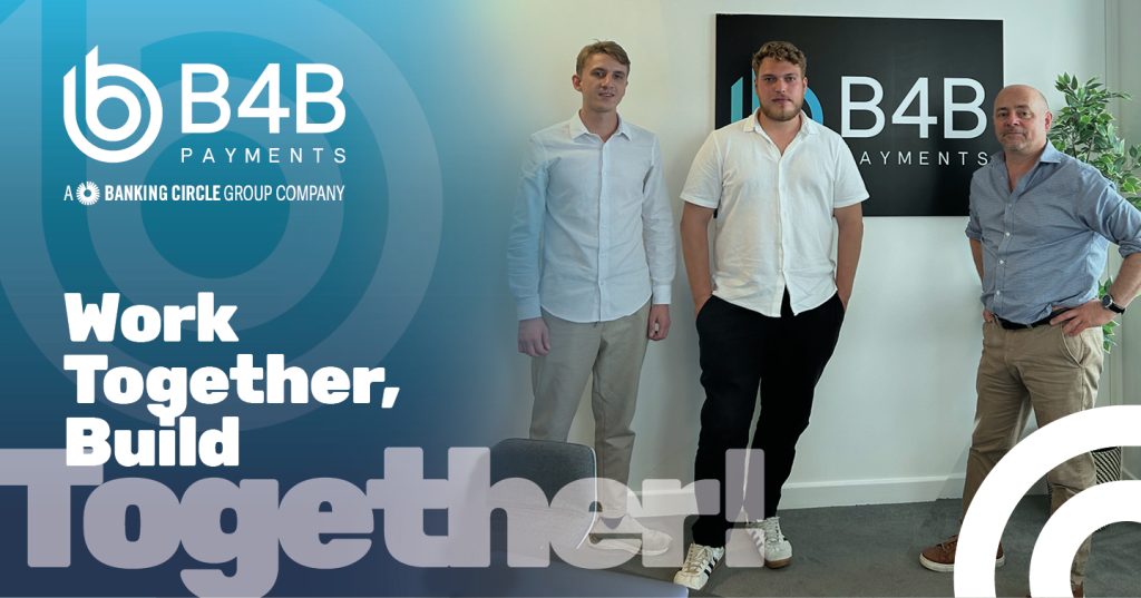 OneMoneyWay’s CEOs, Oliver & Casper, met with B4B’s Account Director, Tim Robson, in our London Office.